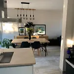 Maison D Architecte Avec شقة