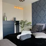 Maison D Architecte Avec شقة