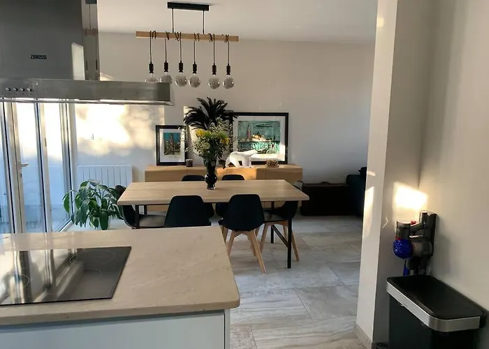 Maison D Architecte Avec شقة