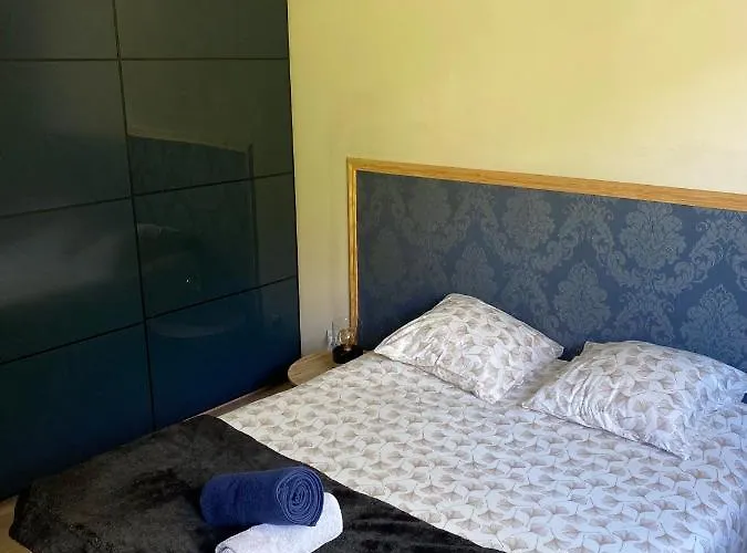 Maison D Architecte Avec شقة إيبيرني