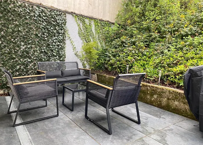 Maison D Architecte Avec شقة إيبيرني